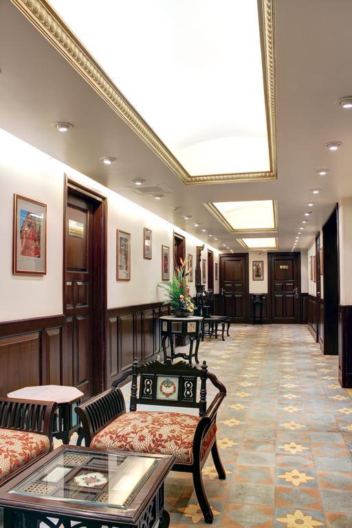 Palace On Ganges - Heritage Hotel Varanasi Exterior foto